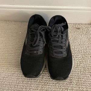 Brooks black running sneakers